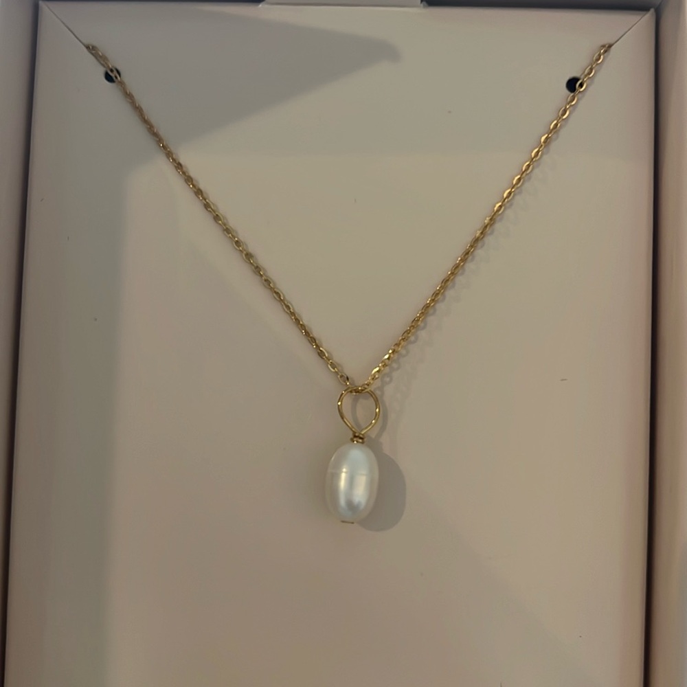 Knots and Pipes: Custom Baroque Pearl Necklace from Jilly Box